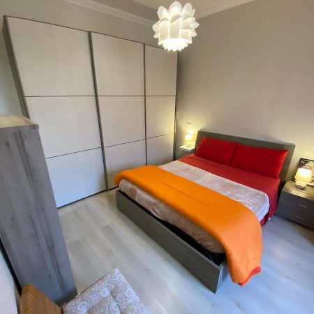 Apartmán Luminoso Monolocale A 2 Passi Dalla Metro A Řím Exteriér fotografie